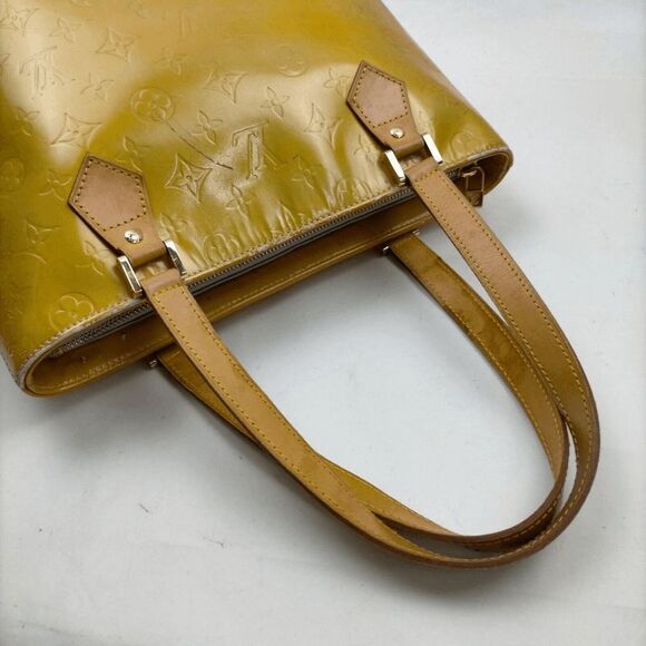 Authentic Louis Vuitton LV Vtg 1999 Yellow Vernis Leather Houston Handbag *FLAWS - Picture 5 of 14